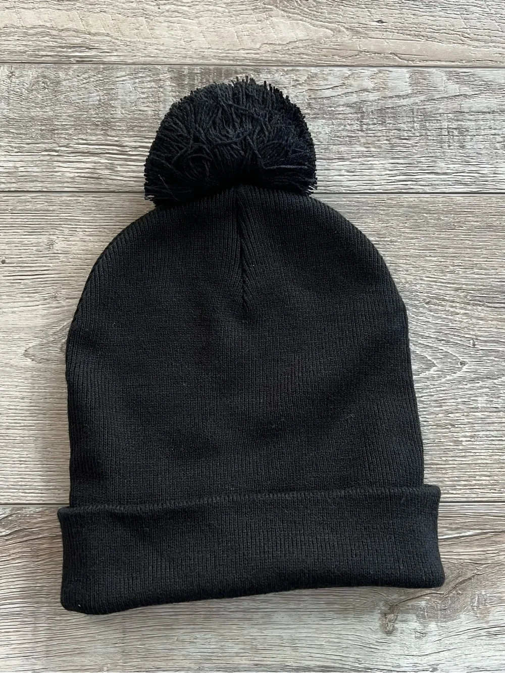 NWT Herschel Black Pom Pom Beanie